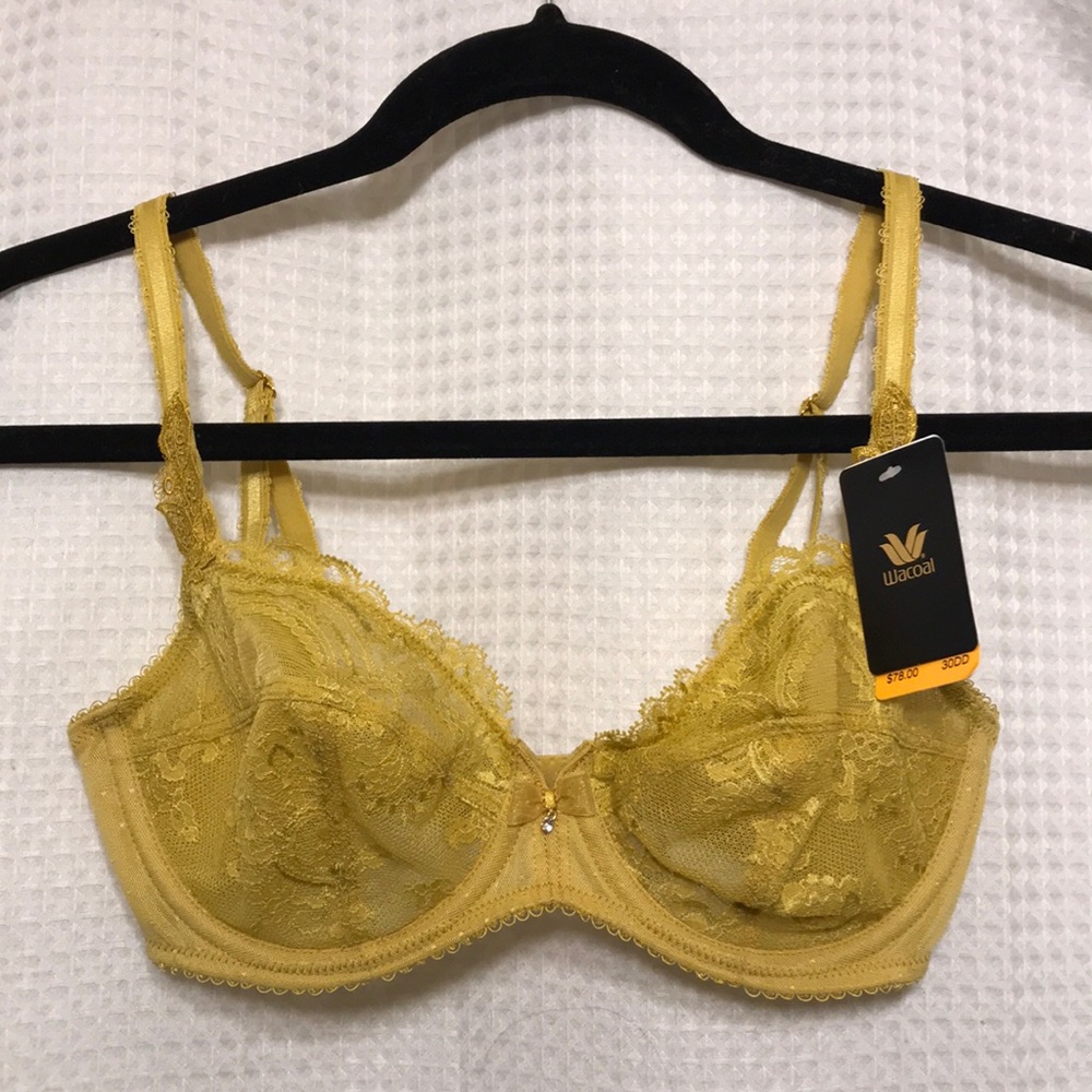 30DD/30E Wacoal yellow bra